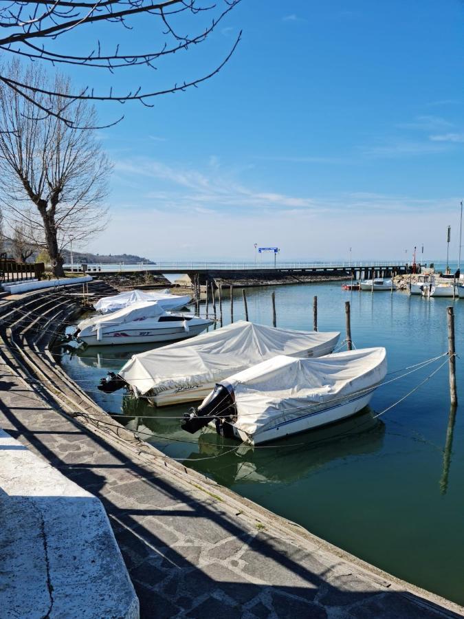 Appartamento Lago Trasimeno - Torricella Pg Buitenkant foto