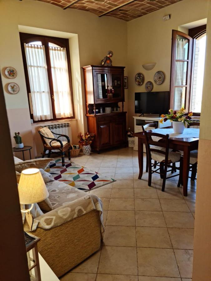 Appartamento Lago Trasimeno - Torricella Pg Buitenkant foto
